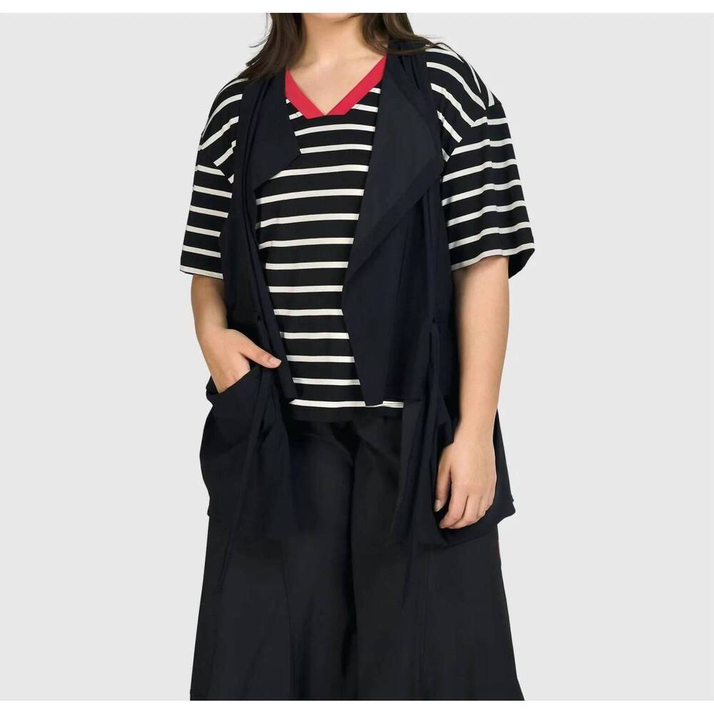 NEW ALEMBIKA tekbika gabrielle relaxed vest in black